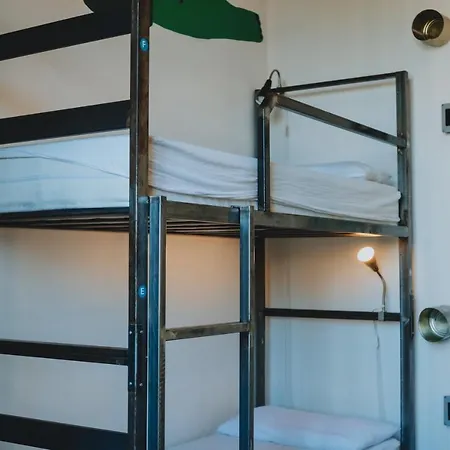 Madama Hostel&bistrot Milán