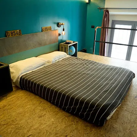 Madama Hostel&bistrot Hostal *