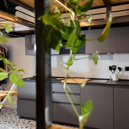 Madama Hostel&bistrot