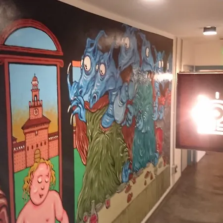 אכסניה Madama & Bistrot *