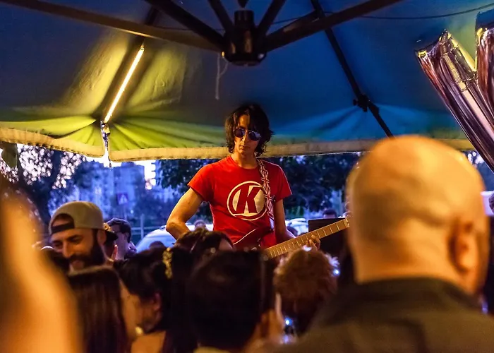 夫人酒馆旅馆 旅馆 *