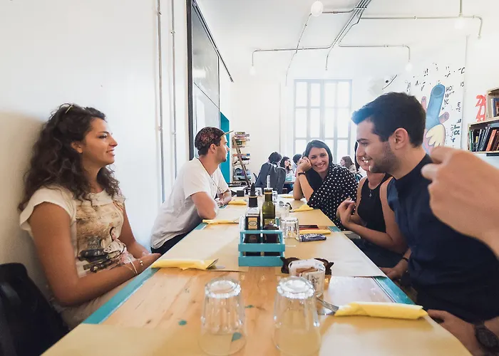 夫人酒馆旅馆 旅馆 *