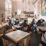 Hostel Madama & Bistrot *